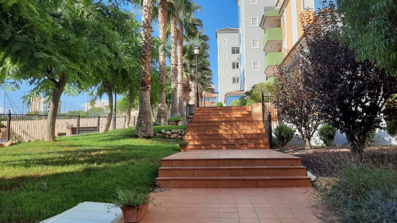 Appartement Alicante Golf Bonalba Avec Piscine ムチャメル エクステリア 写真
